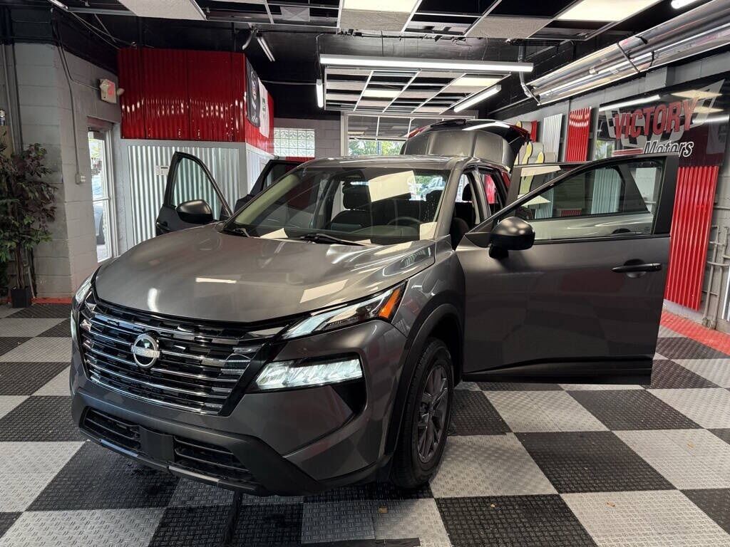 2024 Nissan Rogue S Royal Oak MI