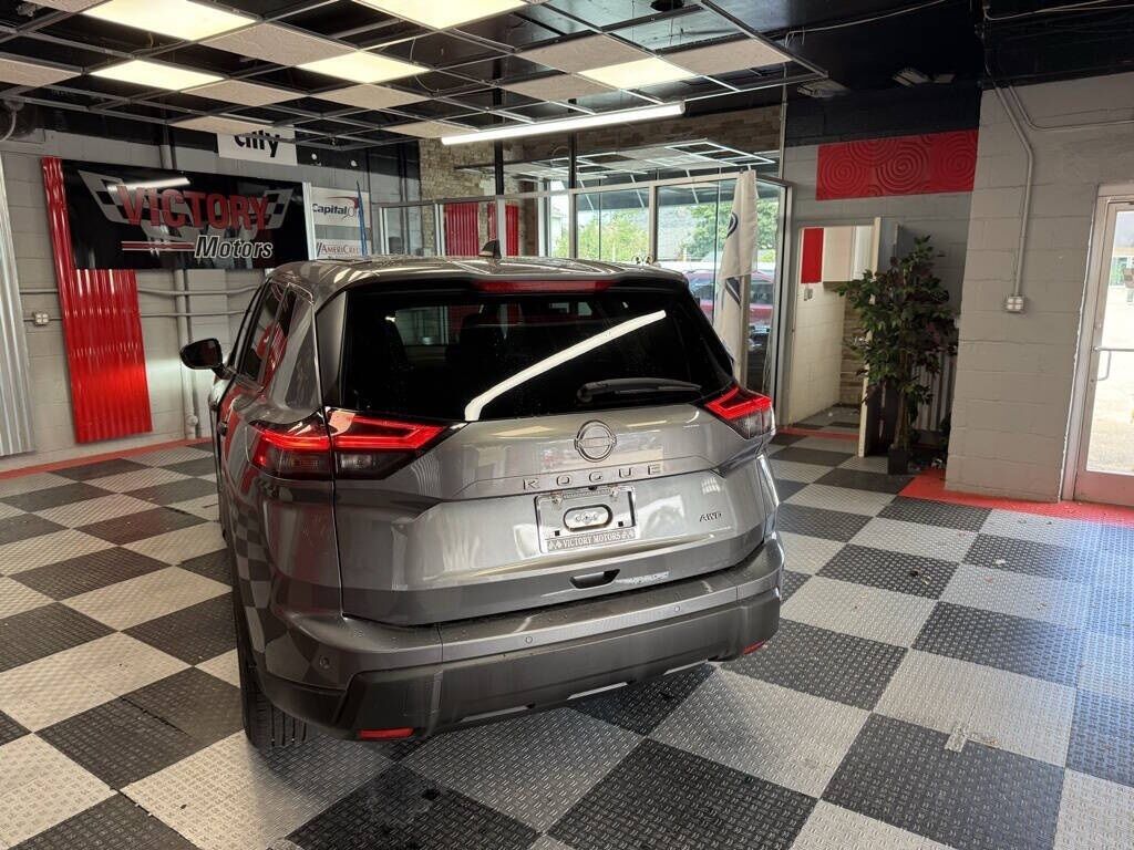 2024 Nissan Rogue S Royal Oak MI