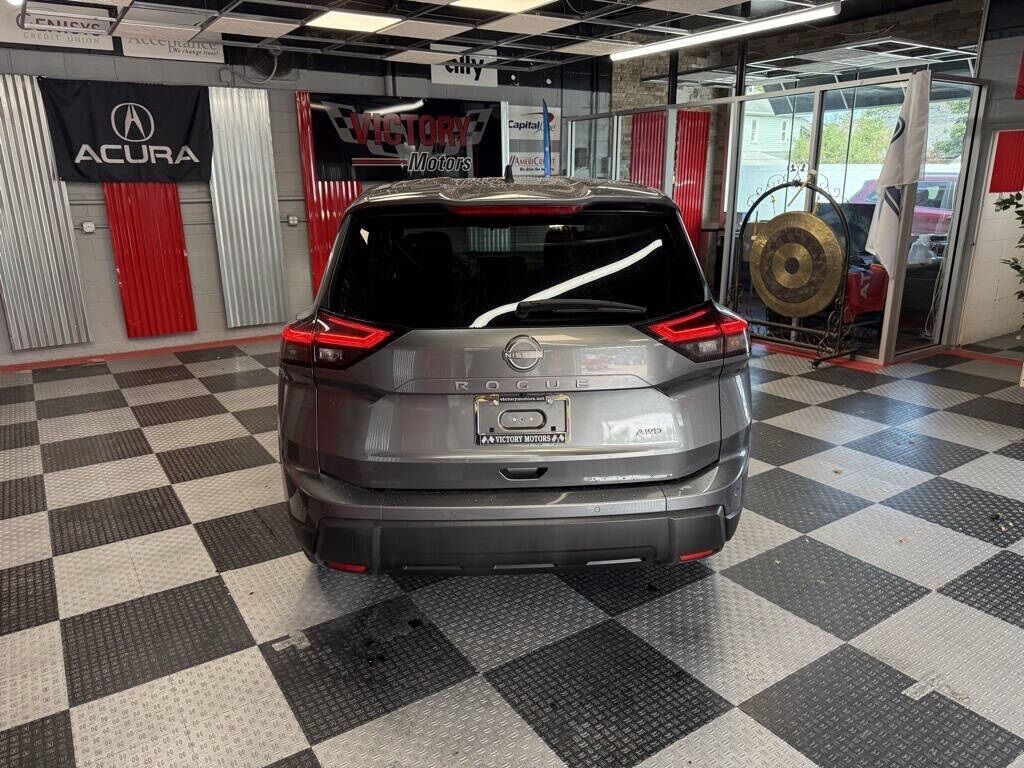 2024 Nissan Rogue S Royal Oak MI