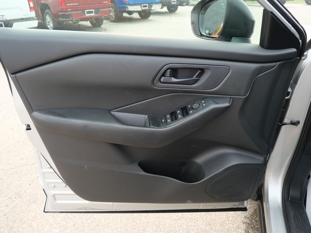 2024 Nissan Rogue S Mt Pleasant MI