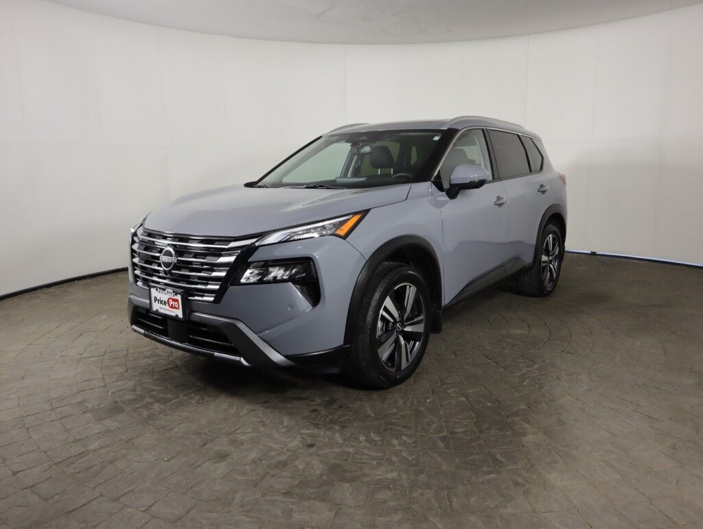 2024 Nissan Rogue SL AWD Premium w/Panoramic Moonroof Maumee OH