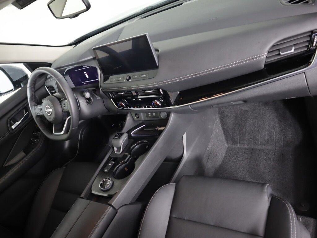 2024 Nissan Rogue SL AWD Premium w/Panoramic Moonroof Maumee OH