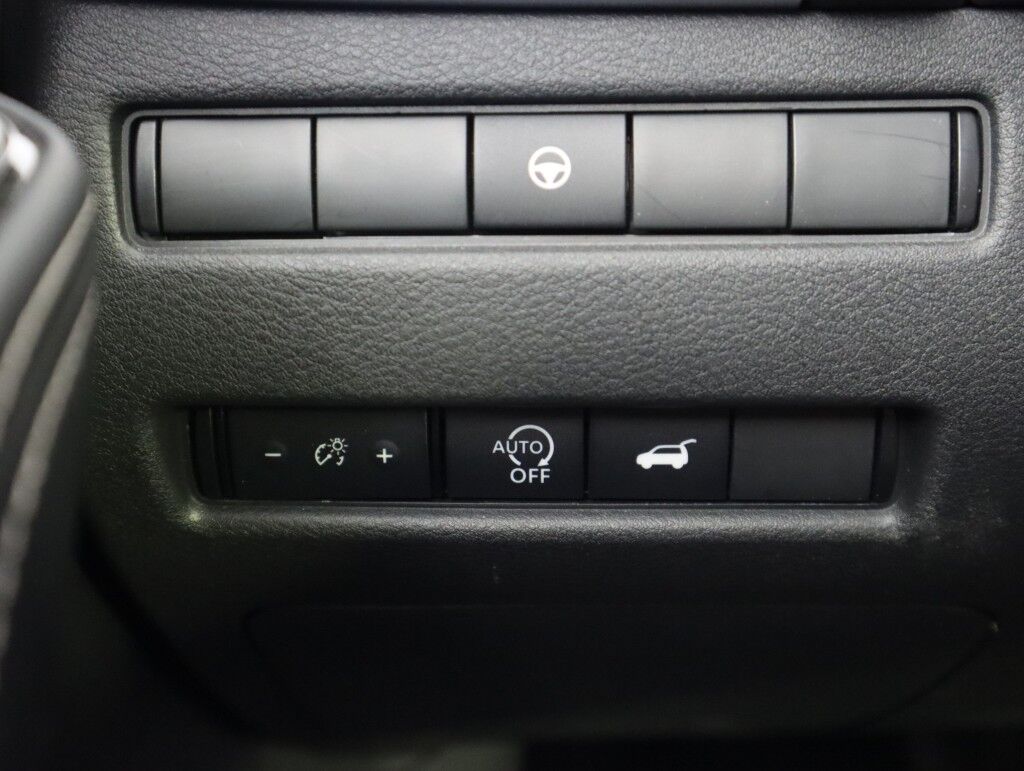 2024 Nissan Rogue SL AWD Premium w/Panoramic Moonroof Maumee OH