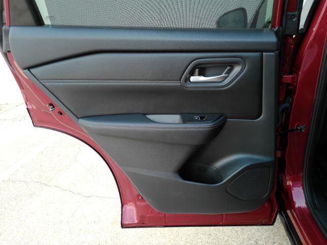 2024 Nissan Rogue SL FWD Plano TX