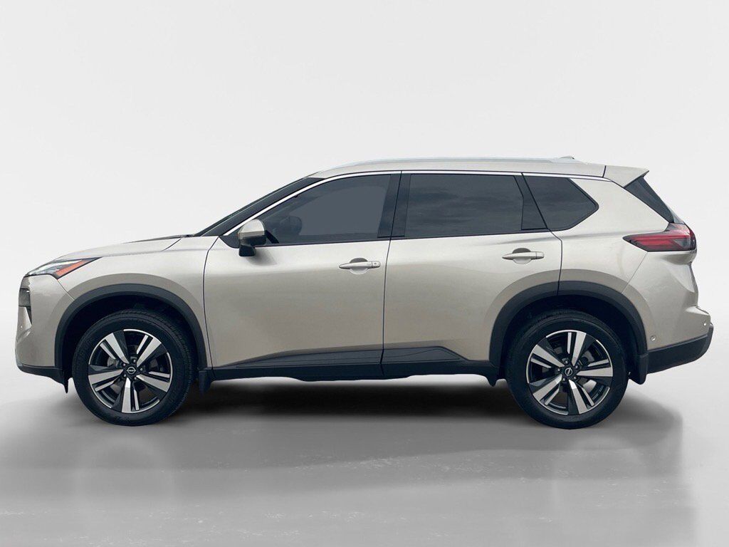 2024 Nissan Rogue SL photo 4