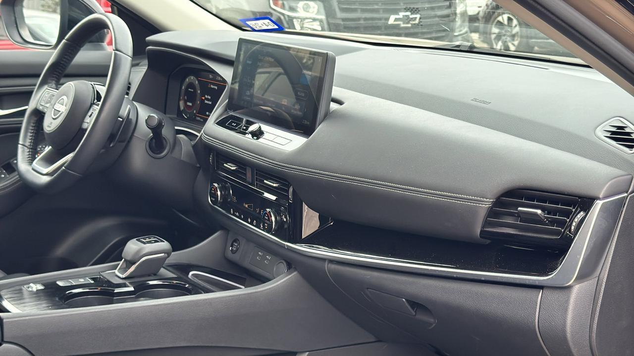 2024 Nissan Rogue SL  Selma TX