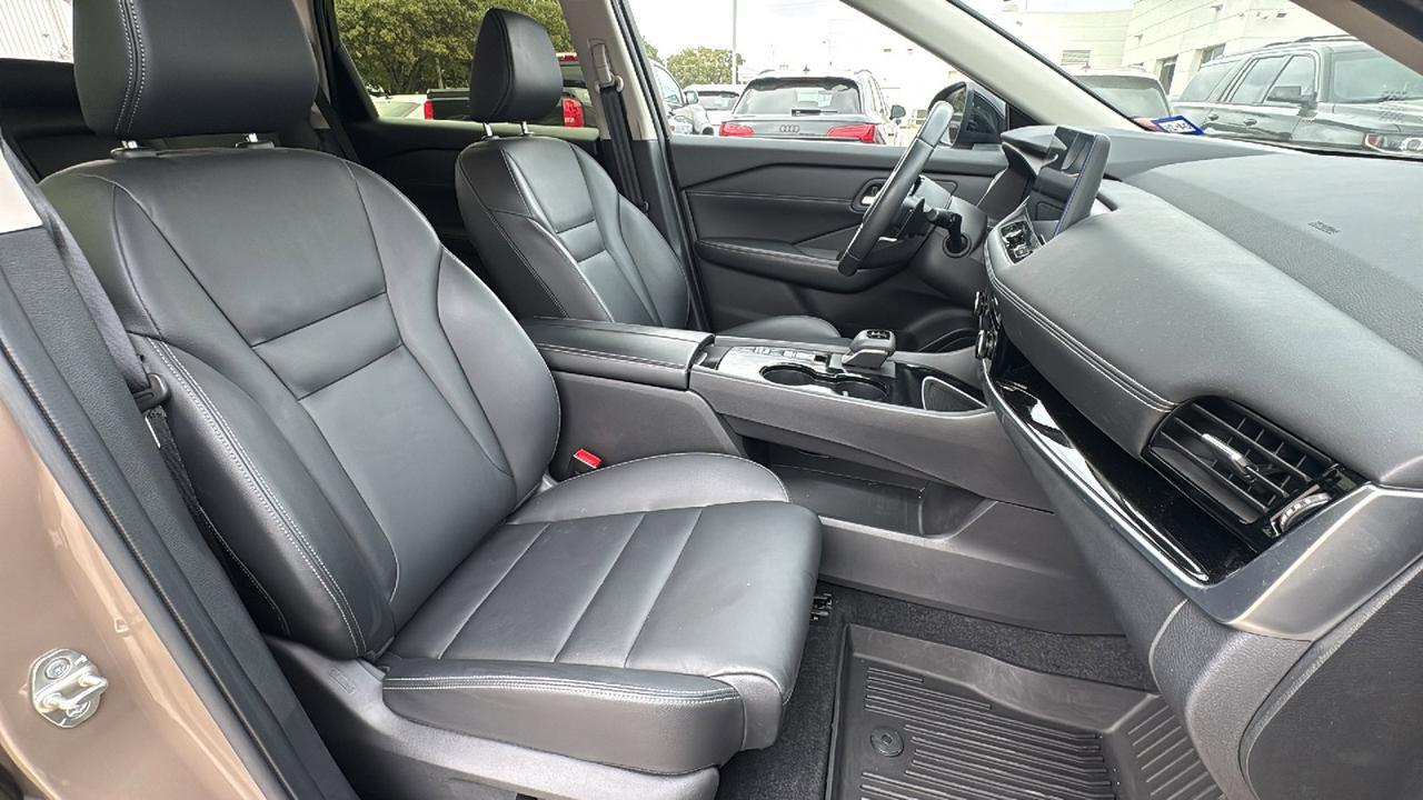 2024 Nissan Rogue SL  Selma TX