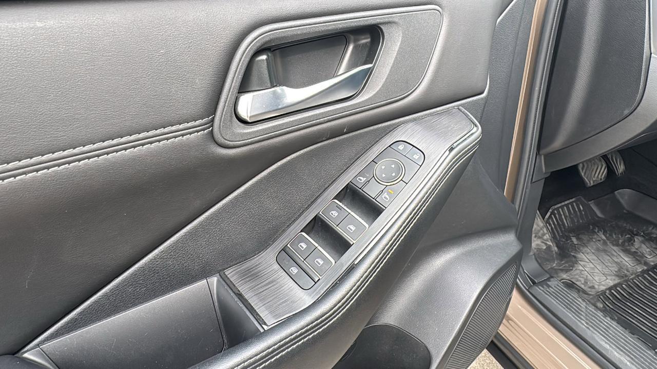 2024 Nissan Rogue SL  Selma TX