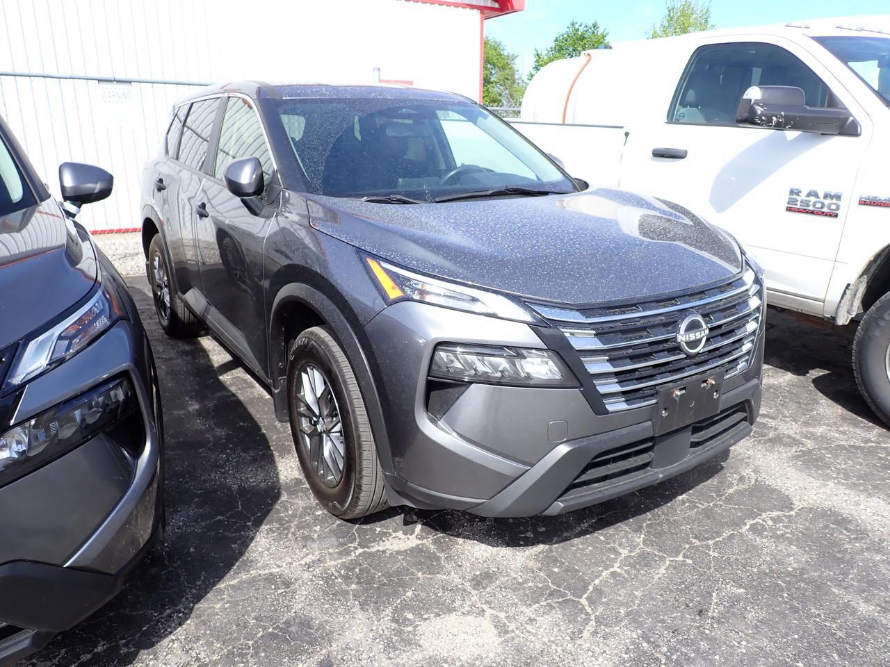2024 Nissan Rogue SLE AWD 4DR