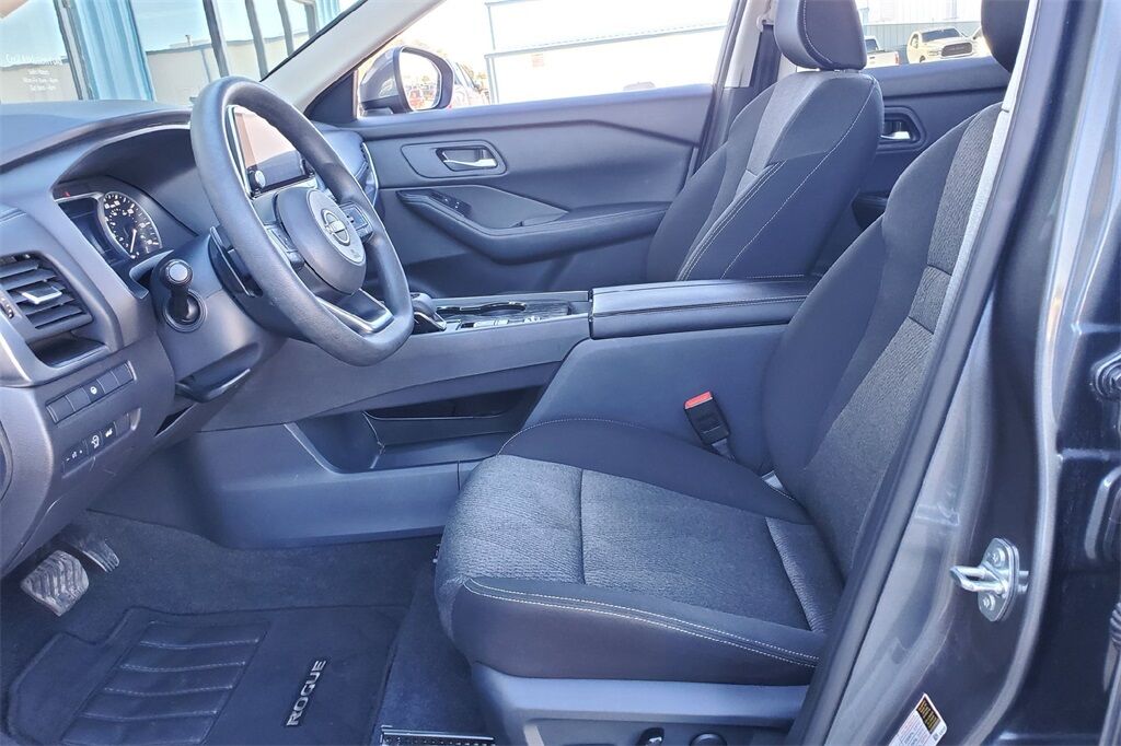 2024 Nissan Rogue SV Hondo TX