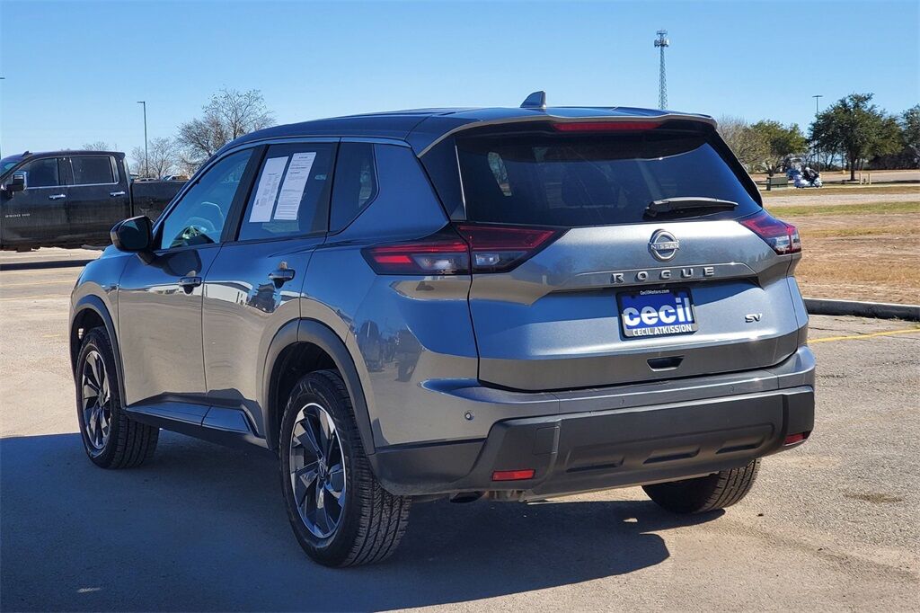 2024 Nissan Rogue SV Hondo TX