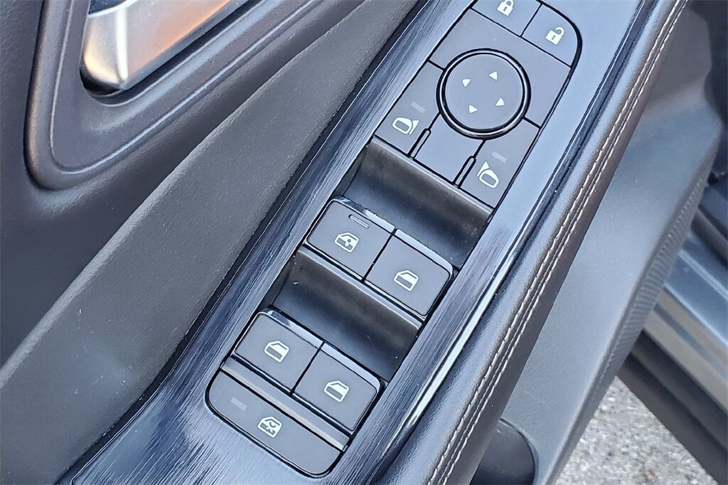 2024 Nissan Rogue SV Hondo TX