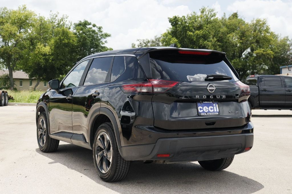2024 Nissan Rogue SV Hondo TX