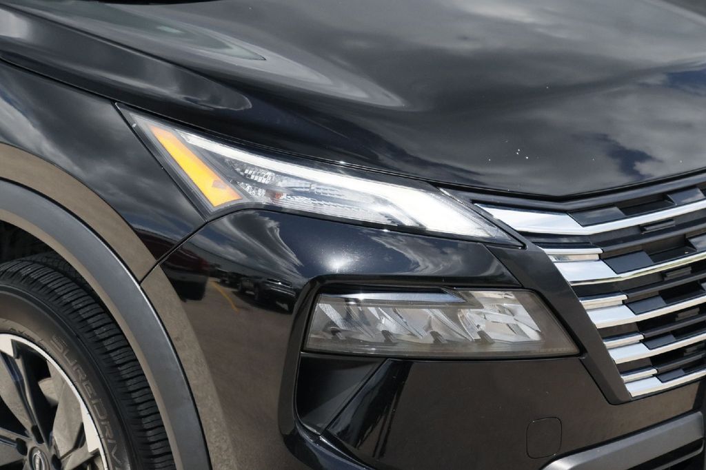2024 Nissan Rogue SV Hondo TX