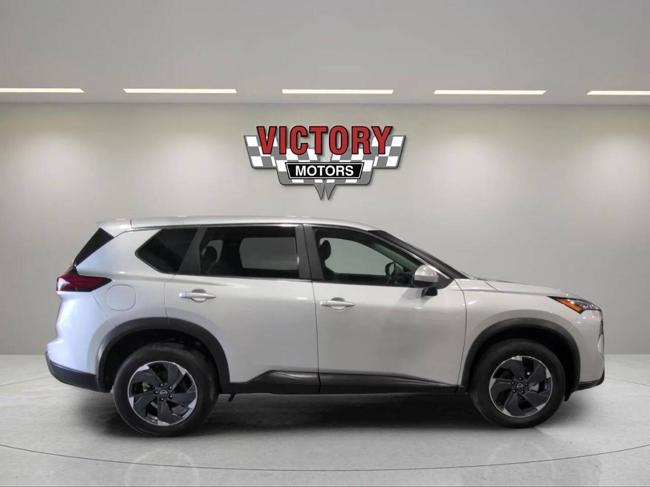 2024 Nissan Rogue SV 4dr Crossover Lake Orion MI