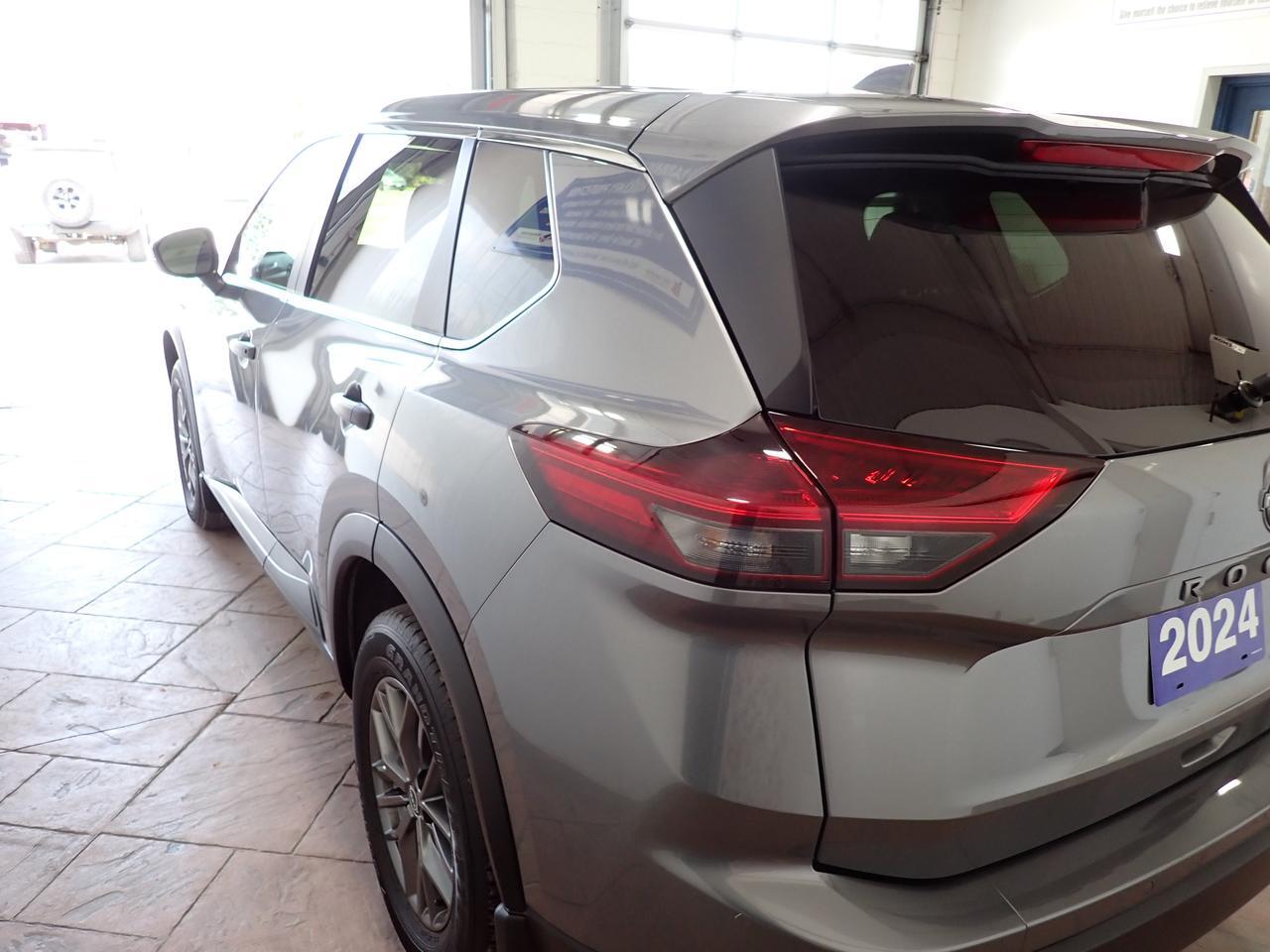 2024 Nissan Rogue SV AWD 4DR Listowel ON