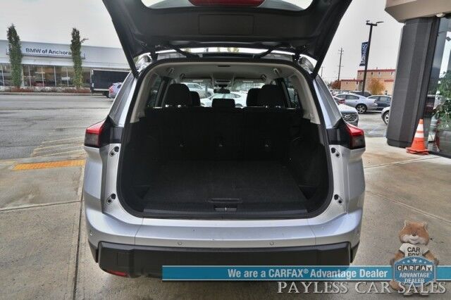 2024 Nissan Rogue SV / AWD / Auto Start / Power Premium Cloth Seats / Adaptive Cruise Control / Lane Departure & Blind Spot Alert / Apple CarPlay & Android Auto / Back Up Camera / Power Liftgate / 35 MPG / 1-Owner Anchorage AK