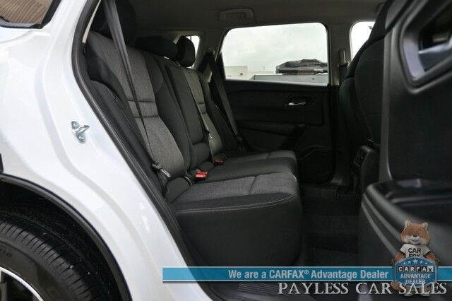 2024 Nissan Rogue SV / AWD / Auto Start / Pro Pilot Assist / Power Mirrors, Windows & Locks / Lane Departure & Blind Spot Alert / Apple CarPlay & Android Auto / Keyless Entry & Start / 35 MPG / 1-Owner Anchorage AK