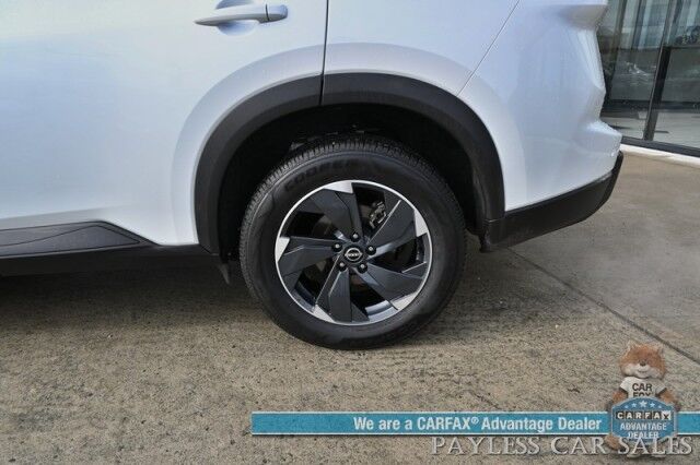 2024 Nissan Rogue SV / AWD / Auto Start / Pro Pilot Assist / Power Mirrors, Windows & Locks / Lane Departure & Blind Spot Alert / Apple CarPlay & Android Auto / Keyless Entry & Start / 35 MPG / 1-Owner Anchorage AK