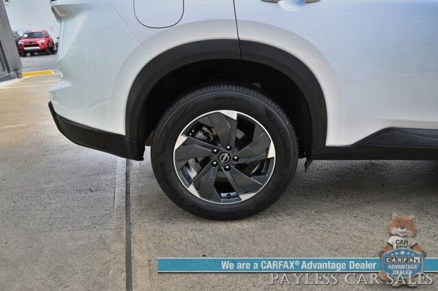 2024 Nissan Rogue SV / AWD / Auto Start / Pro Pilot Assist / Power Mirrors, Windows & Locks / Lane Departure & Blind Spot Alert / Apple CarPlay & Android Auto / Keyless Entry & Start / 35 MPG / 1-Owner Anchorage AK