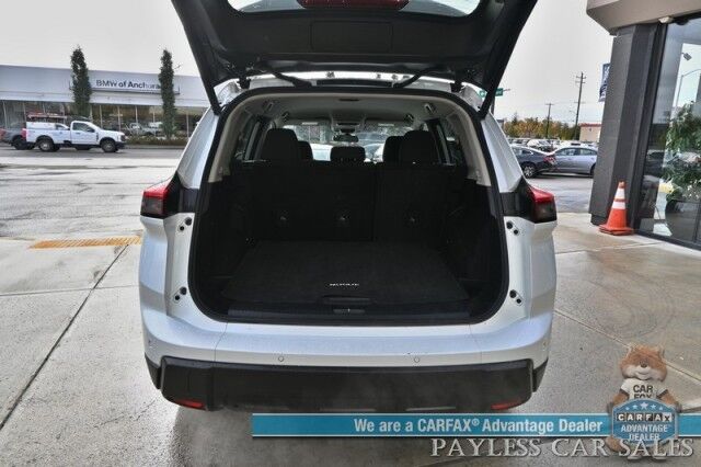2024 Nissan Rogue SV / AWD / Auto Start / Pro Pilot Assist / Power Mirrors, Windows & Locks / Lane Departure & Blind Spot Alert / Apple CarPlay & Android Auto / Keyless Entry & Start / 35 MPG / 1-Owner Anchorage AK
