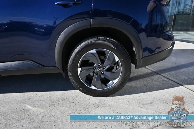 2024 Nissan Rogue SV / AWD / Auto Start / Pro Pilot Assist / Power Mirrors, Windows & Locks / Lane Departure & Blind Spot Alert / Apple CarPlay & Android Auto / Keyless Entry & Start / 35 MPG / 1-Owner Anchorage AK