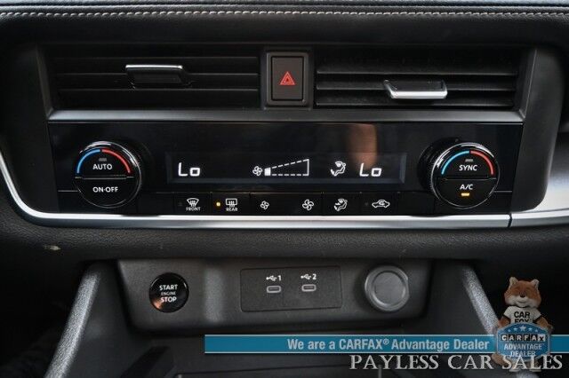 2024 Nissan Rogue SV / AWD / AutoStart / ProPilot Assist / Power Driver's Seat / Power Locks, Windows & Mirrors / Lane Departure & Blind Spot Alert / Apple CarPlay & Android Auto / Keyless Entry & Start / 35 MPG / 1-Owner Anchorage AK