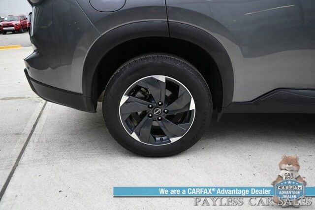 2024 Nissan Rogue SV / AWD / AutoStart / ProPilot Assist / Power Driver's Seat / Power Locks, Windows & Mirrors / Lane Departure & Blind Spot Alert / Apple CarPlay & Android Auto / Keyless Entry & Start / 35 MPG / 1-Owner Anchorage AK