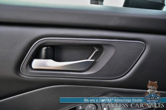 2024 Nissan Rogue SV / AWD / AutoStart / ProPilot Assist / Power Driver's Seat / Power Locks, Windows & Mirrors / Lane Departure & Blind Spot Alert / Apple CarPlay & Android Auto / Keyless Entry & Start / 35 MPG / 1-Owner Anchorage AK