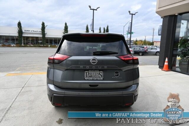 2024 Nissan Rogue SV / AWD / AutoStart / ProPilot Assist / Power Driver's Seat / Power Locks, Windows & Mirrors / Lane Departure & Blind Spot Alert / Apple CarPlay & Android Auto / Keyless Entry & Start / 35 MPG / 1-Owner Anchorage AK