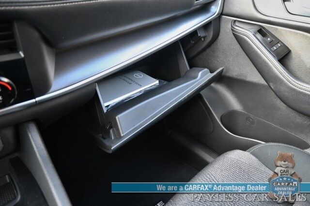 2024 Nissan Rogue SV / AWD / AutoStart / ProPilot Assist / Power Driver's Seat / Power Locks, Windows & Mirrors / Lane Departure & Blind Spot Alert / Apple CarPlay & Android Auto / Keyless Entry & Start / 35 MPG / 1-Owner Anchorage AK
