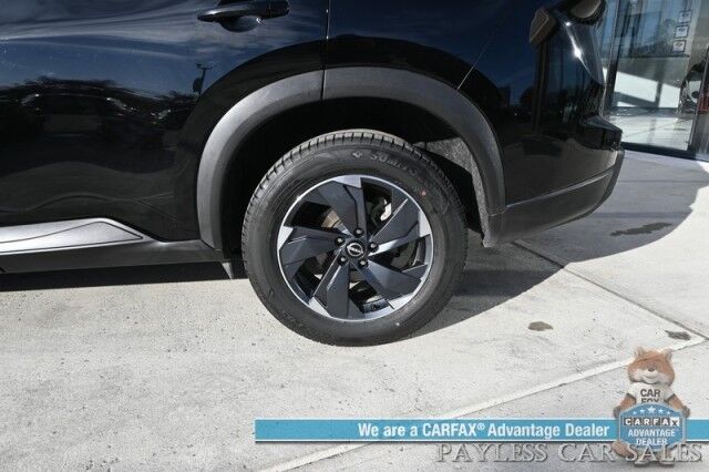 2024 Nissan Rogue SV / AWD / AutoStart / ProPilot Assist / Power Driver's Seat / Power Locks, Windows & Mirrors / Lane Departure & Blind Spot Alert / Apple CarPlay & Android Auto / Keyless Entry & Start / 35 MPG / 1-Owner Anchorage AK