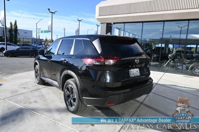 2024 Nissan Rogue SV / AWD / AutoStart / ProPilot Assist / Power Driver's Seat / Power Locks, Windows & Mirrors / Lane Departure & Blind Spot Alert / Apple CarPlay & Android Auto / Keyless Entry & Start / 35 MPG / 1-Owner Anchorage AK
