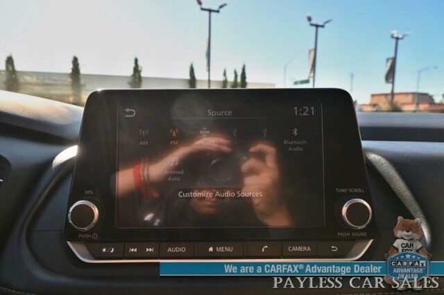 2024 Nissan Rogue SV / AWD / AutoStart / ProPilot Assist / Power Driver's Seat / Power Locks, Windows & Mirrors / Lane Departure & Blind Spot Alert / Apple CarPlay & Android Auto / Keyless Entry & Start / 35 MPG / 1-Owner Anchorage AK