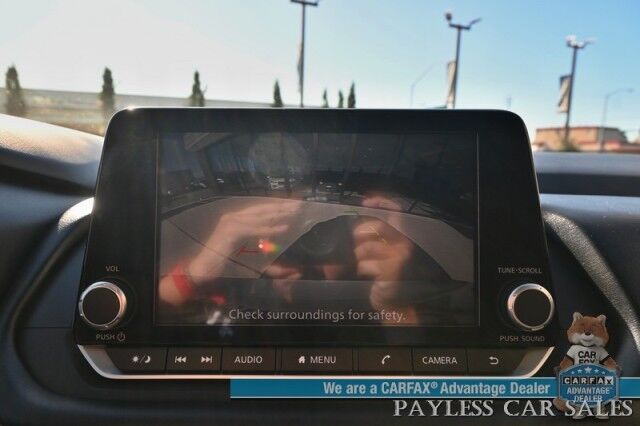 2024 Nissan Rogue SV / AWD / AutoStart / ProPilot Assist / Power Driver's Seat / Power Locks, Windows & Mirrors / Lane Departure & Blind Spot Alert / Apple CarPlay & Android Auto / Keyless Entry & Start / 35 MPG / 1-Owner Anchorage AK