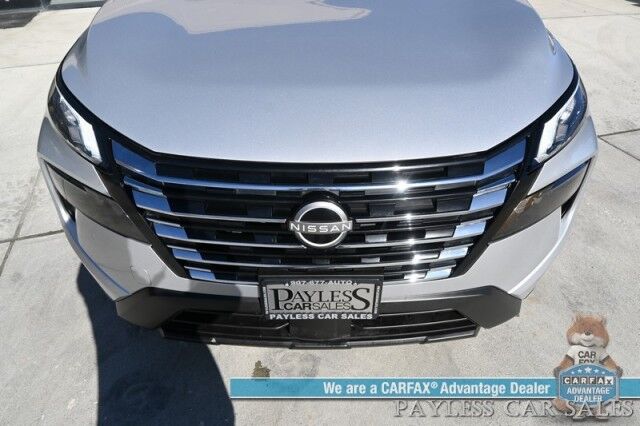 2024 Nissan Rogue SV / AWD / AutoStart / ProPilot Assist / Power Driver's Seat / Power Locks, Windows & Mirrors / Lane Departure & Blind Spot Alert / Apple CarPlay & Android Auto / Keyless Entry & Start / 35 MPG / 1-Owner Anchorage AK