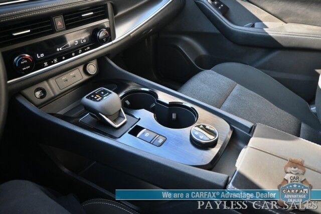 2024 Nissan Rogue SV / AWD / AutoStart / ProPilot Assist / Power Driver's Seat / Power Locks, Windows & Mirrors / Lane Departure & Blind Spot Alert / Apple CarPlay & Android Auto / Keyless Entry & Start / 35 MPG / 1-Owner Anchorage AK