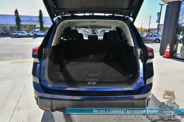 2024 Nissan Rogue SV / AWD / AutoStart / ProPilot Assist / Power Driver's Seat / Power Locks, Windows & Mirrors / Lane Departure & Blind Spot Alert / Apple CarPlay & Android Auto / Keyless Entry & Start / 35 MPG / 1-Owner Anchorage AK