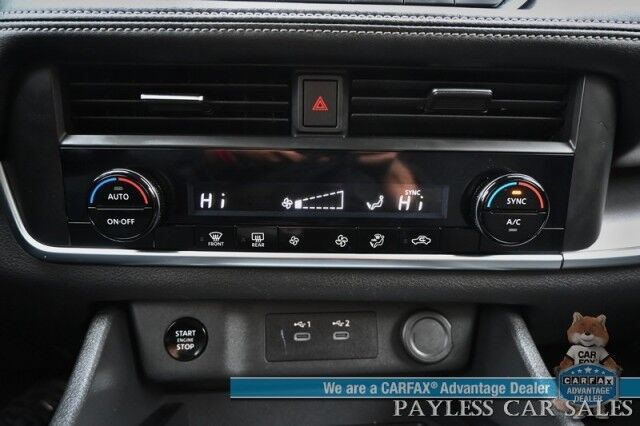 2024 Nissan Rogue SV / AWD / AutoStart / ProPilot Assist / Power Driver's Seat / Power Locks, Windows & Mirrors / Lane Departure & Blind Spot Alert / Apple CarPlay & Android Auto / Keyless Entry & Start / 35 MPG / 1-Owner Anchorage AK