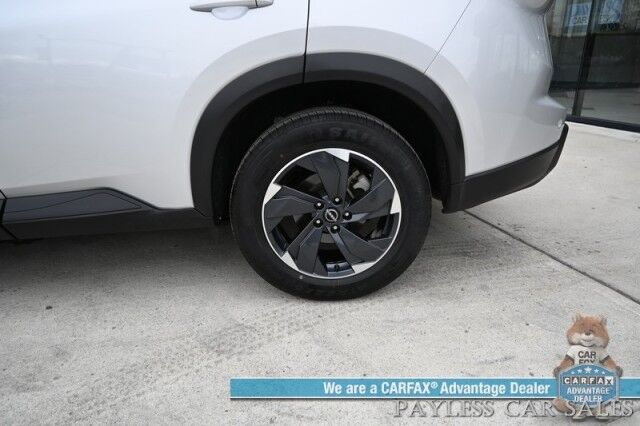 2024 Nissan Rogue SV / AWD / AutoStart / ProPilot Assist / Power Driver's Seat / Power Locks, Windows & Mirrors / Lane Departure & Blind Spot Alert / Apple CarPlay & Android Auto / Keyless Entry & Start / 35 MPG / 1-Owner Anchorage AK