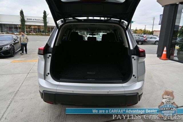 2024 Nissan Rogue SV / AWD / AutoStart / ProPilot Assist / Power Driver's Seat / Power Locks, Windows & Mirrors / Lane Departure & Blind Spot Alert / Apple CarPlay & Android Auto / Keyless Entry & Start / 35 MPG / 1-Owner Anchorage AK