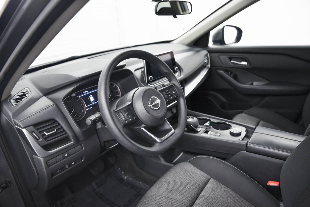 2024 Nissan Rogue SV Akron OH