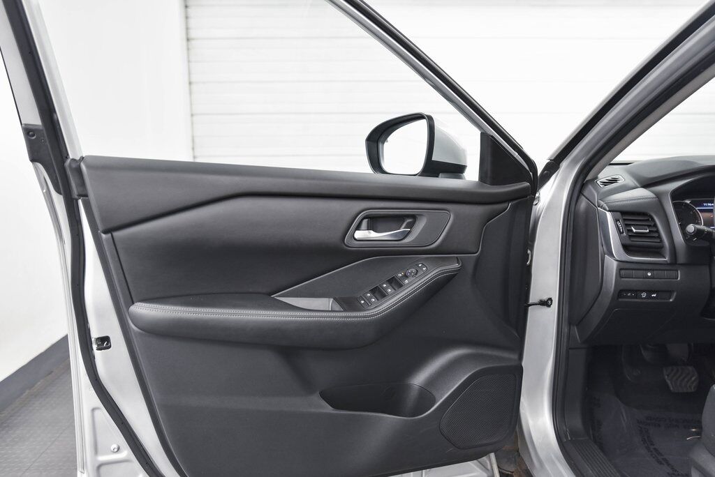 2024 Nissan Rogue SV Akron OH