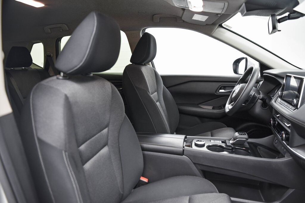 2024 Nissan Rogue SV Akron OH