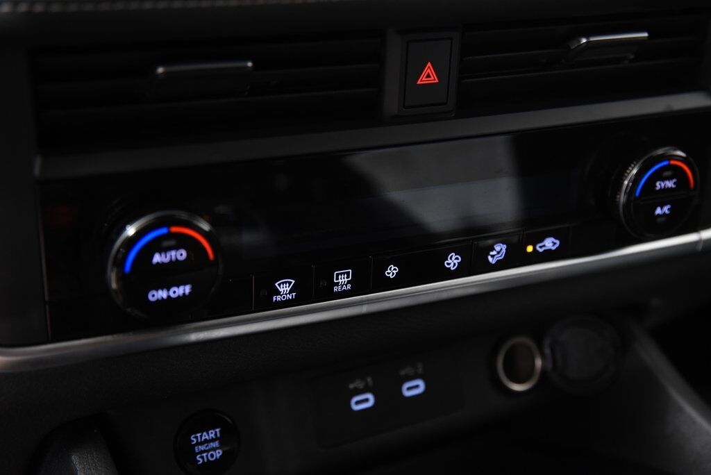 2024 Nissan Rogue SV Akron OH
