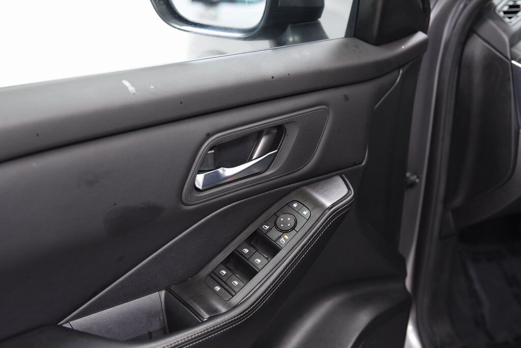 2024 Nissan Rogue SV Akron OH