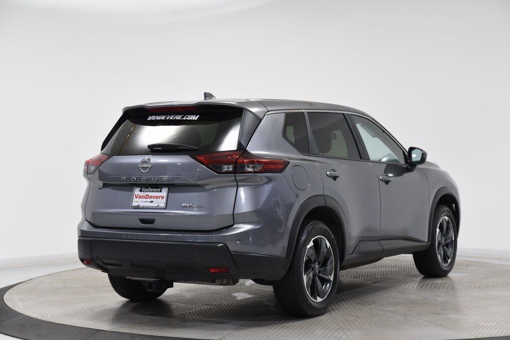 2024 Nissan Rogue SV Akron OH