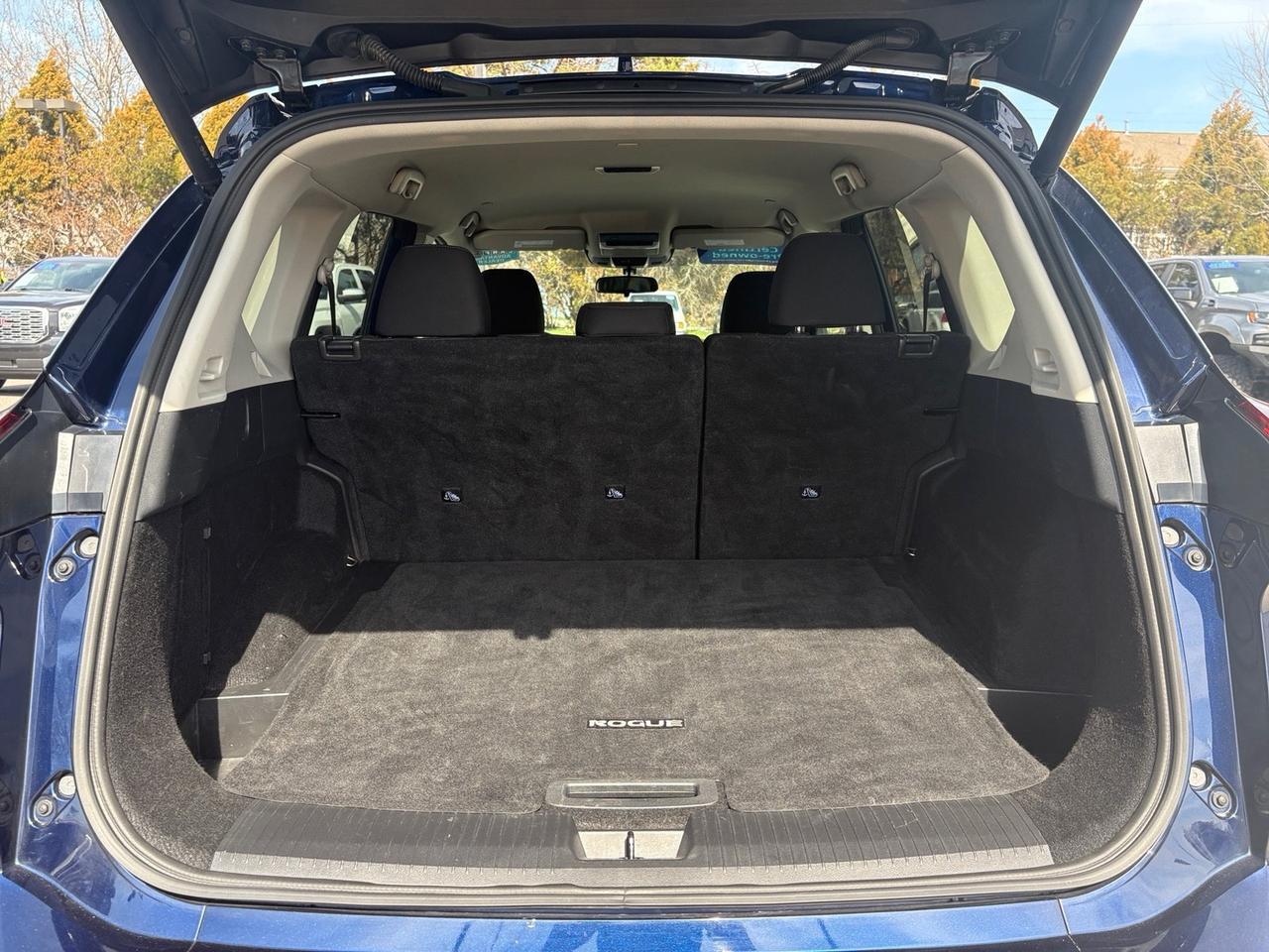 2024 Nissan Rogue SV, BLIND SPOT ALERT, FORWARD COLLISION ALERT, REAR CROSS TRAFFIC WARNING, HANDS FREE LIFTGATE, REMOTE START, HEATED SEATS, APPLE CARPLAY/ANDROID AUTO, ONLY 1 OWNER, CLEAN CARFAX, THIS NISSAN ROGUE HAS IT ALL! Virginia Beach VA