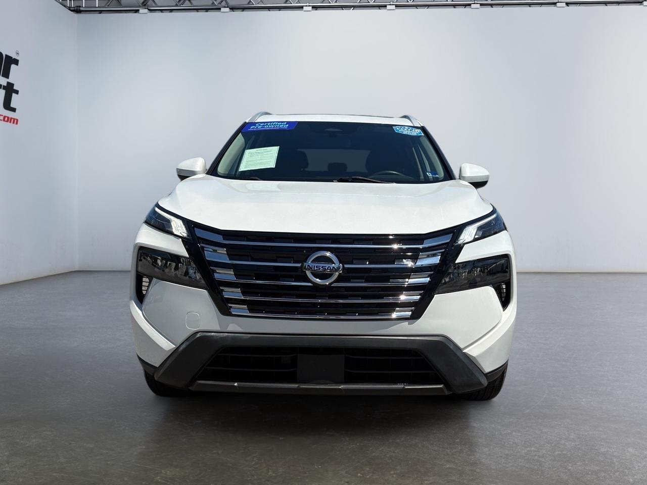 2024 Nissan Rogue SV, BLIND SPOT ALERT, LANE KEEP ASSIST, PANORAMIC MOONROOF, APPLE CARPLAY/ANDROID AUTO, POWER LIFTAGTE, AUTO START/STOP, HEATED STEERING WHEEL & SEATS, ONLY 1 OWNER, RIDE THIS ROGUE ON THE ROAD! Virginia Beach VA