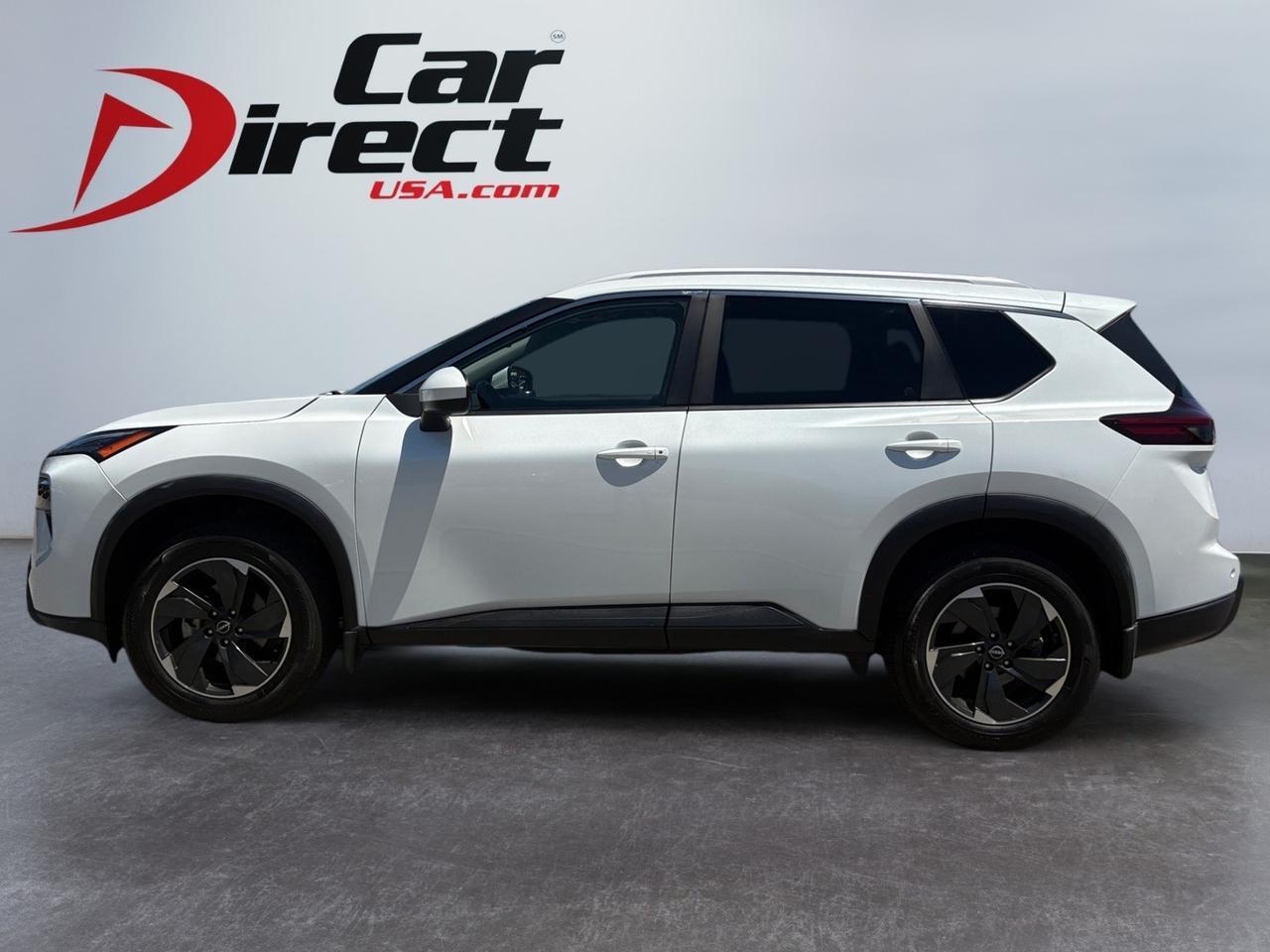 2024 Nissan Rogue SV, BLIND SPOT ALERT, LANE KEEP ASSIST, PANORAMIC MOONROOF, APPLE CARPLAY/ANDROID AUTO, POWER LIFTAGTE, AUTO START/STOP, HEATED STEERING WHEEL & SEATS, ONLY 1 OWNER, RIDE THIS ROGUE ON THE ROAD!